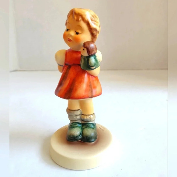 M.I. Hummel Club #1664 Figure "Puppet Princess" EXC, Original Packaging - Picture 3 of 10